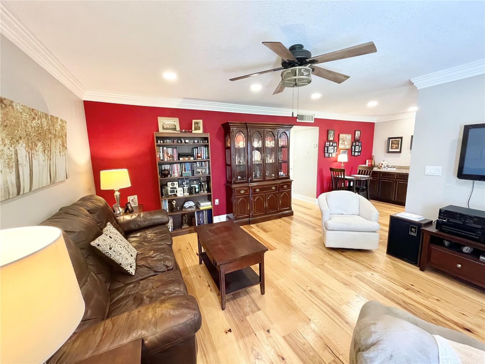 1600 Lake Parker Drive, FL