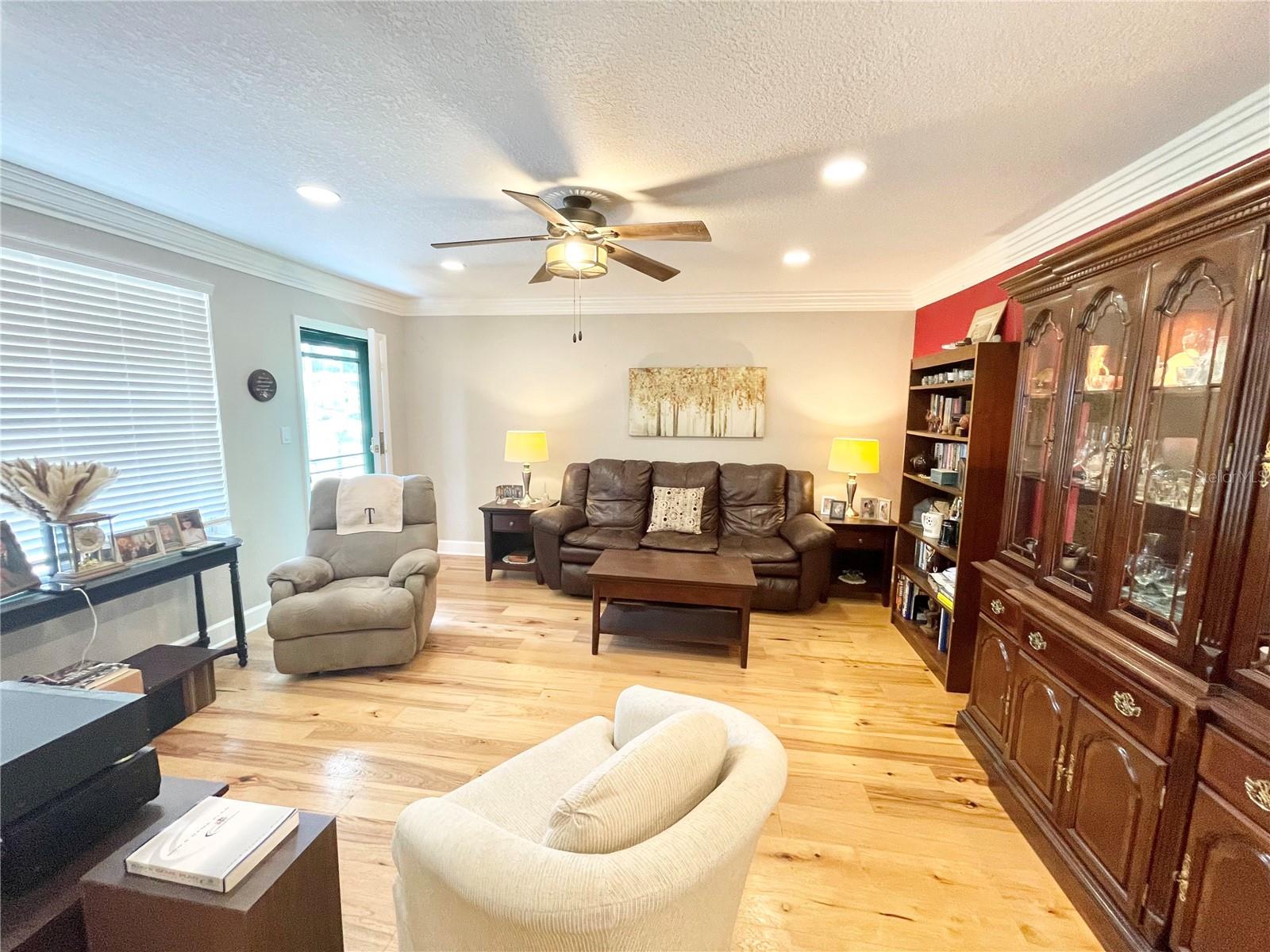 1600 Lake Parker Drive, FL