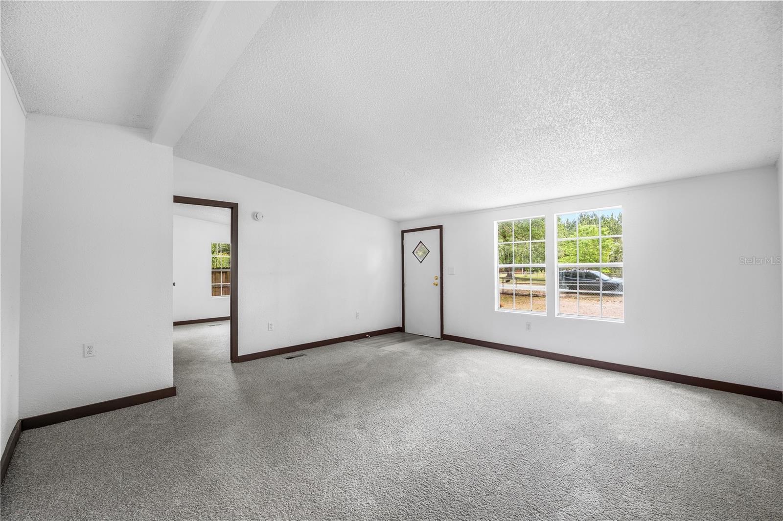 4318 Deerfield Circle, FL