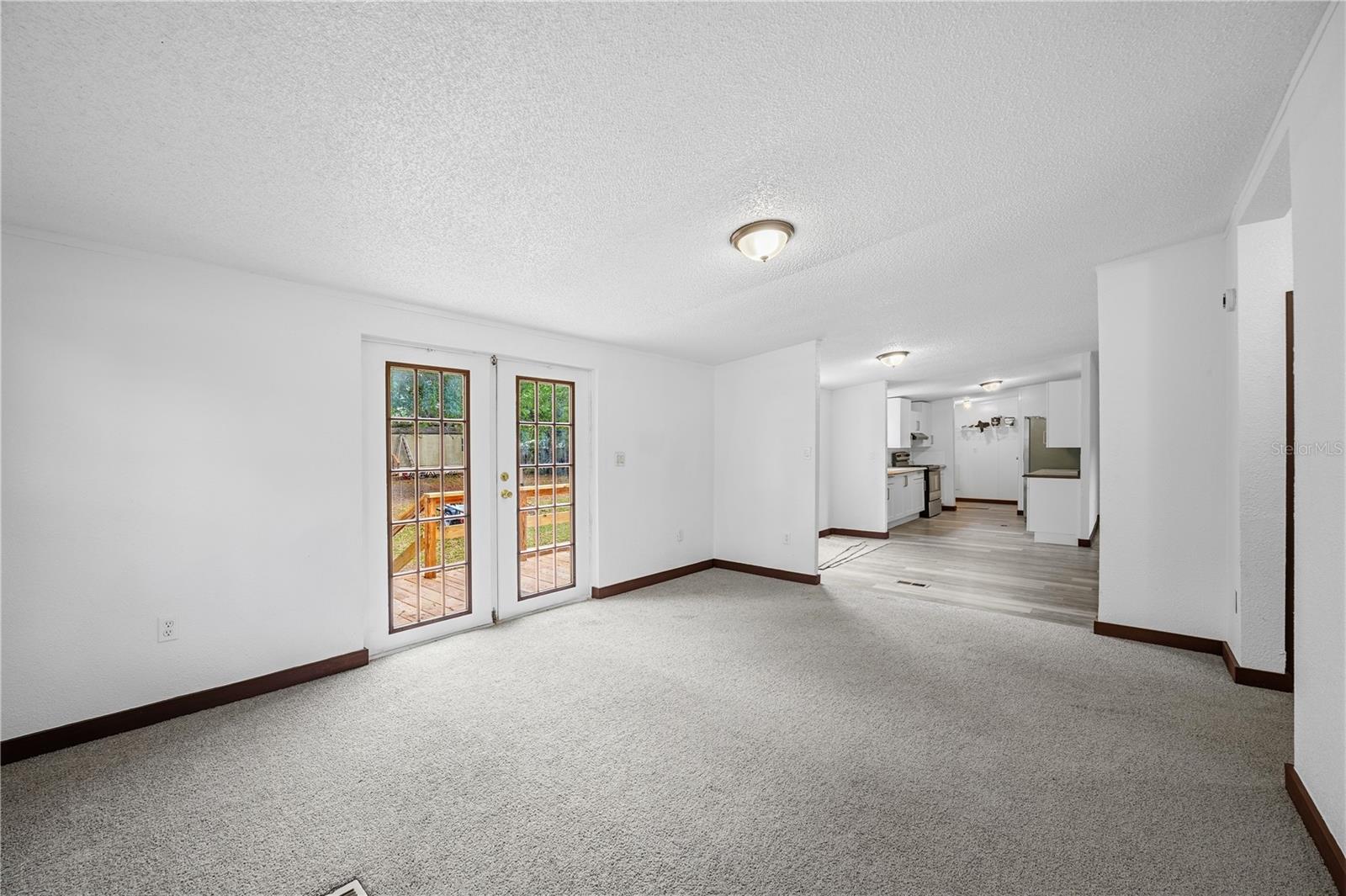 4318 Deerfield Circle, FL