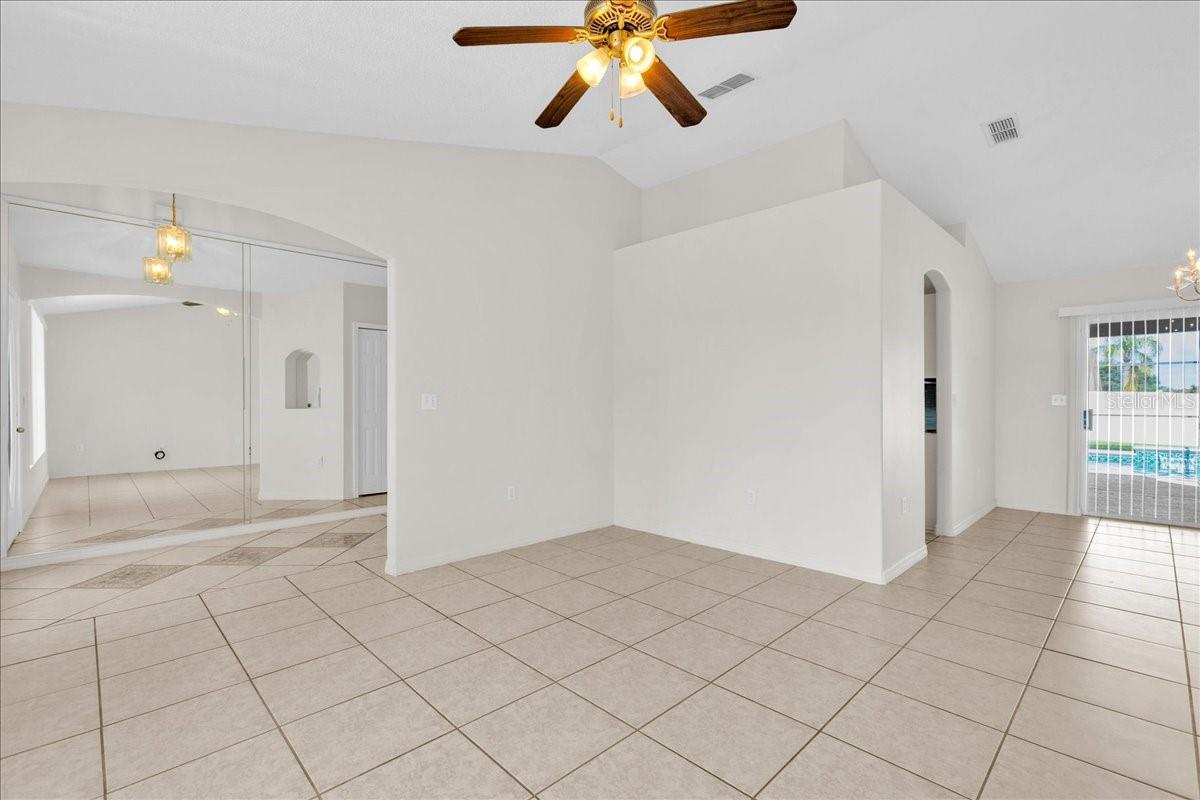 112 Azalea Drive, FL