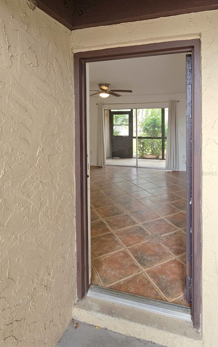 2724 Hidden Lake Boulevard, FL