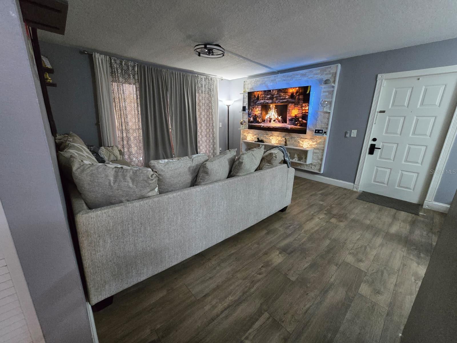 1624 S Pine Ridge, FL