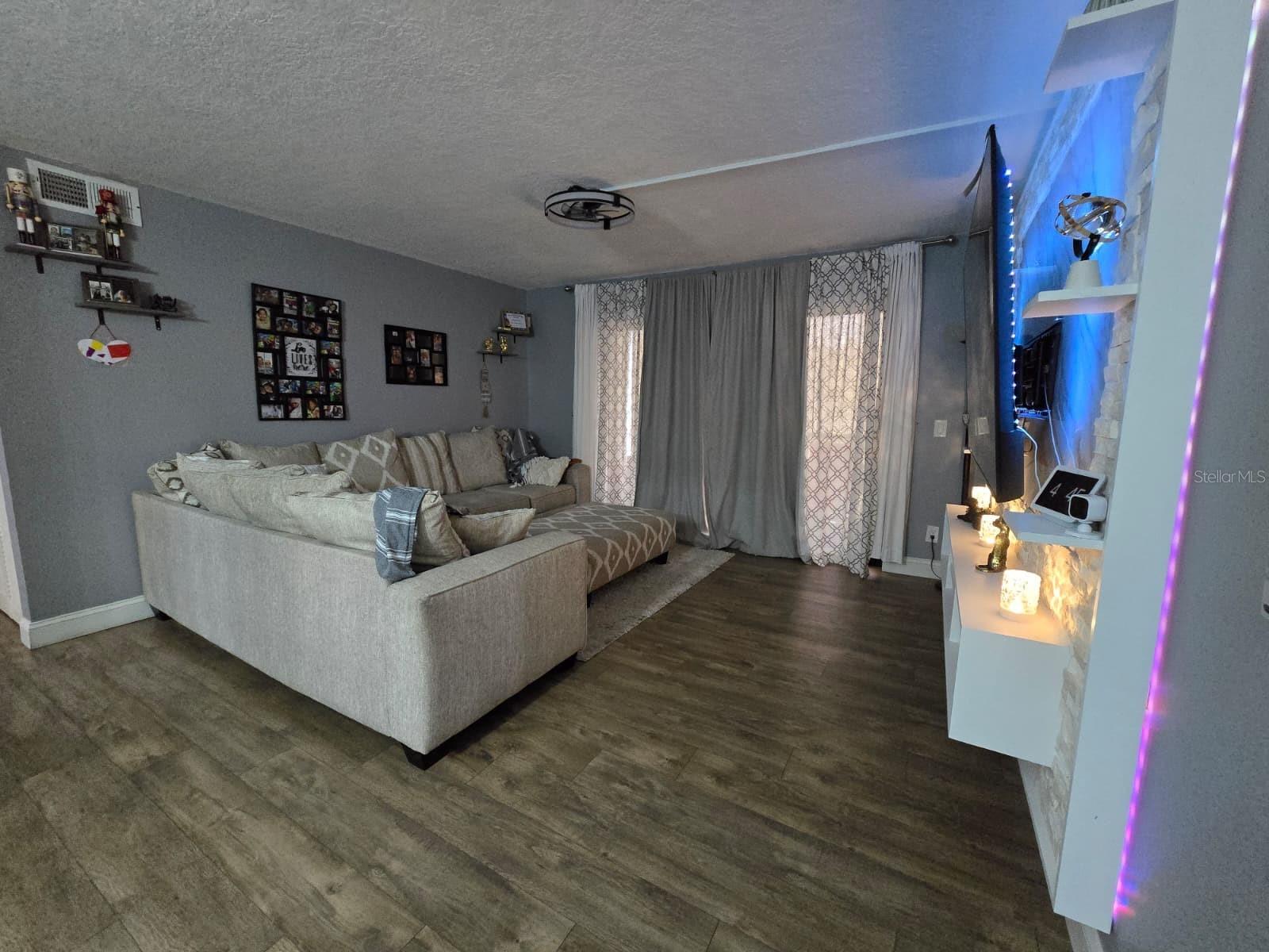 1624 S Pine Ridge, FL