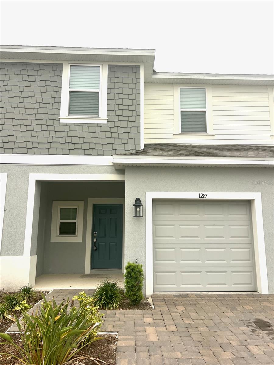 1287 Axel Graeson Avenue, FL