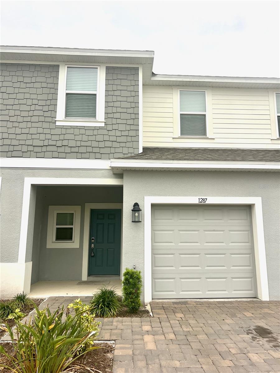 1287 Axel Graeson Avenue, FL