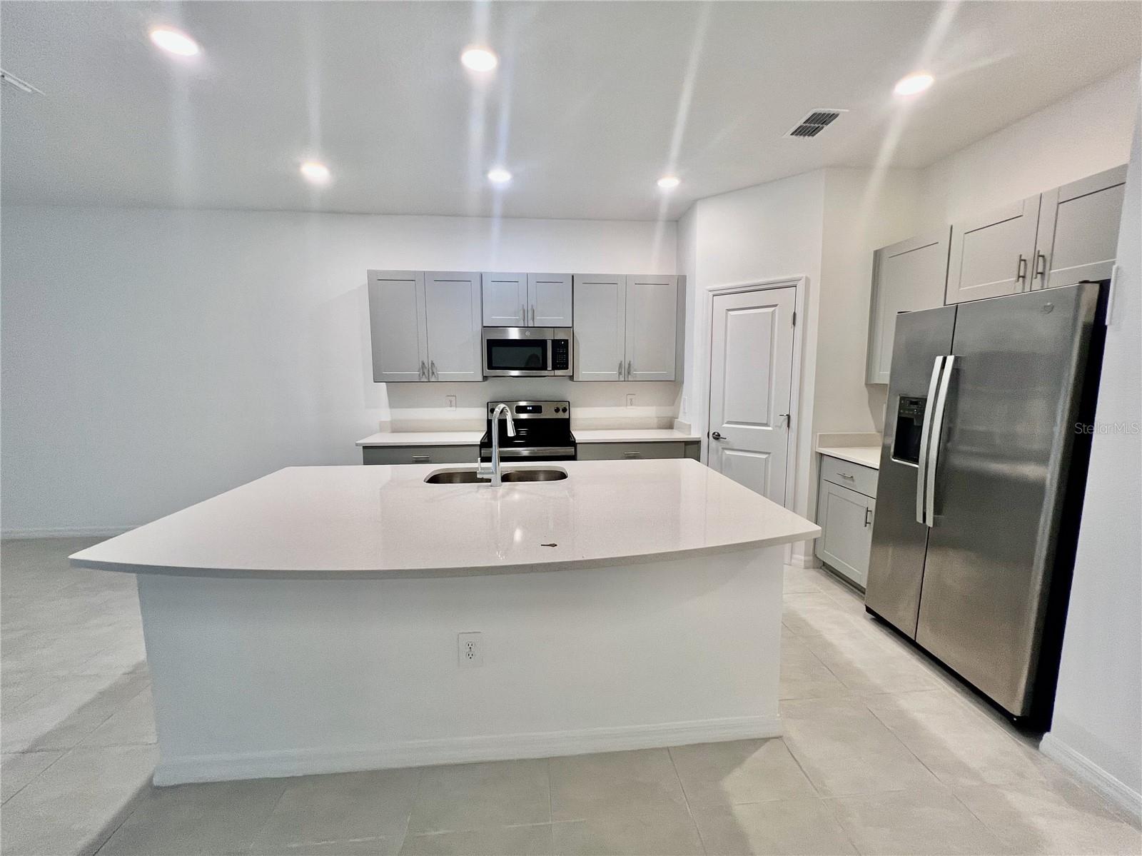 1287 Axel Graeson Avenue, FL