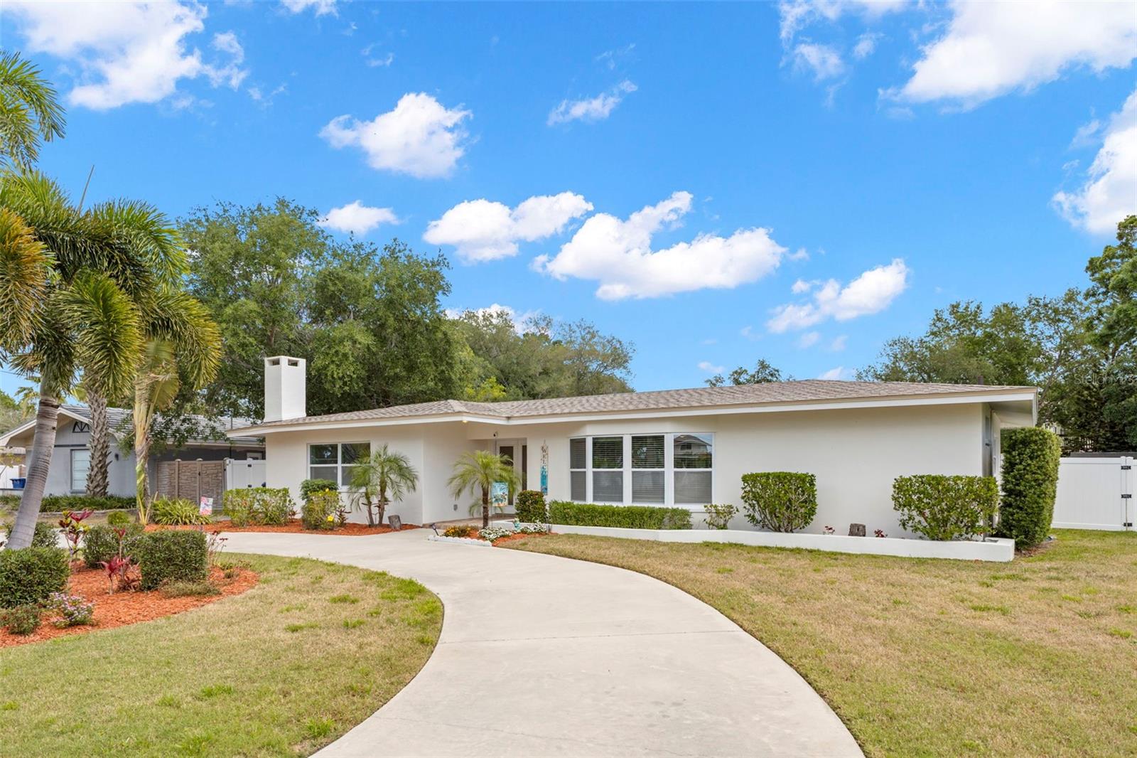 125 Carlyle Drive, FL