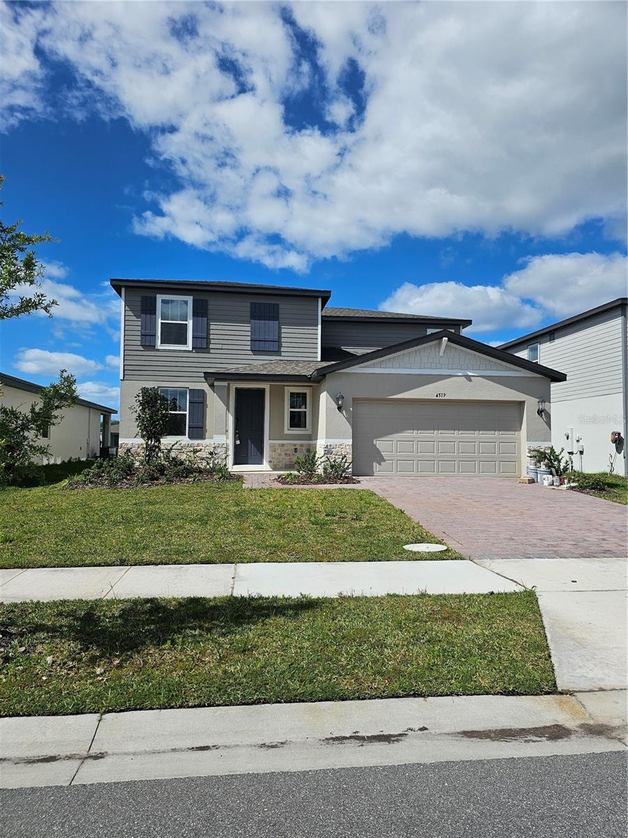 4519 Windy Oak Way, FL