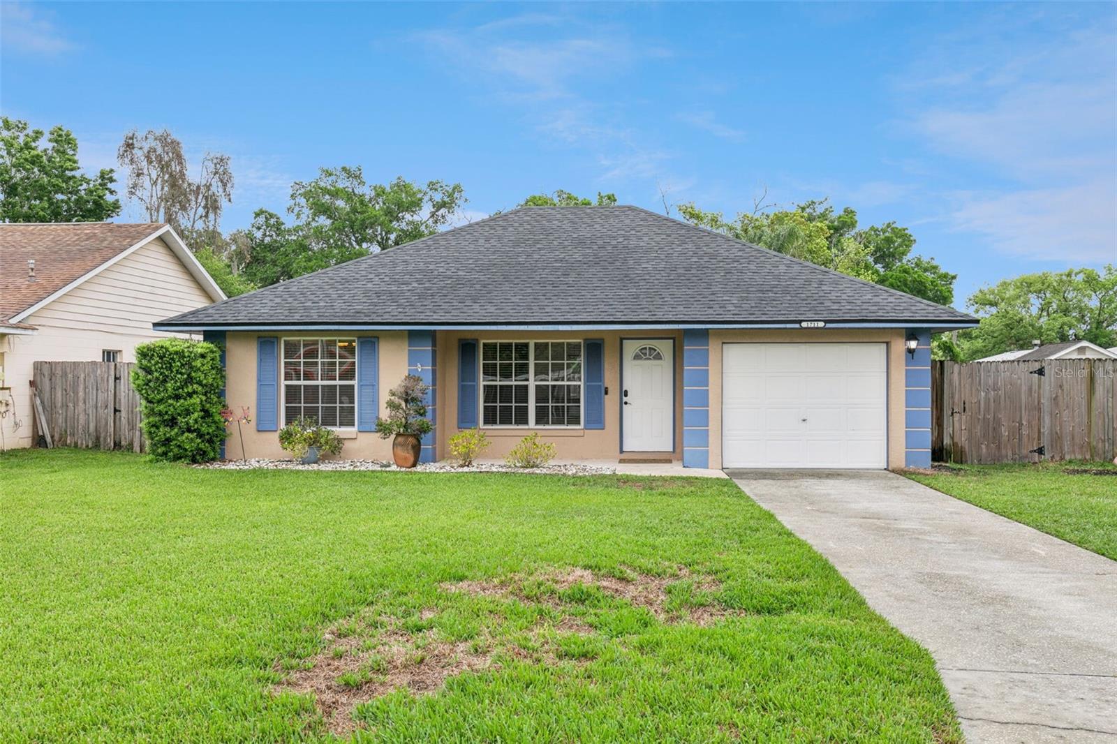 1711 Charleston Lane, FL