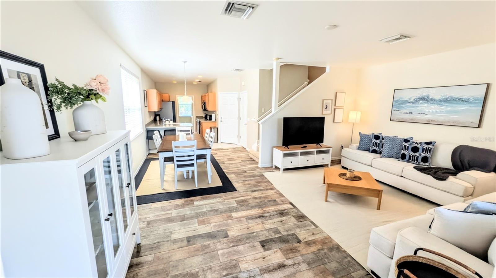 3880 82nd Avenue Circle, FL