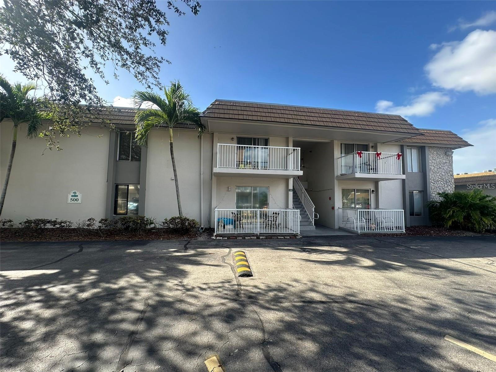 1830 Maravilla Avenue, FL