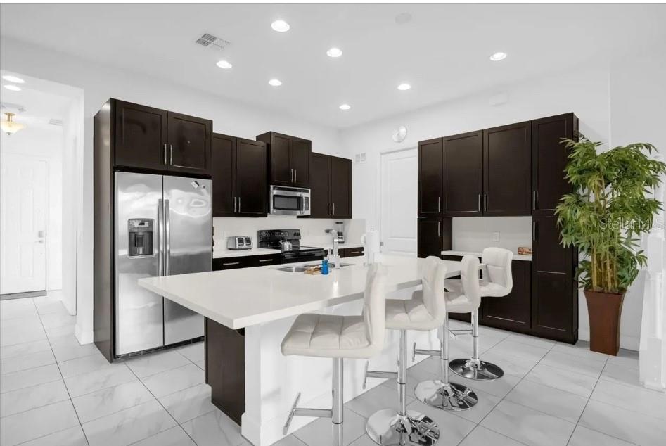 450 Captiva Drive, FL