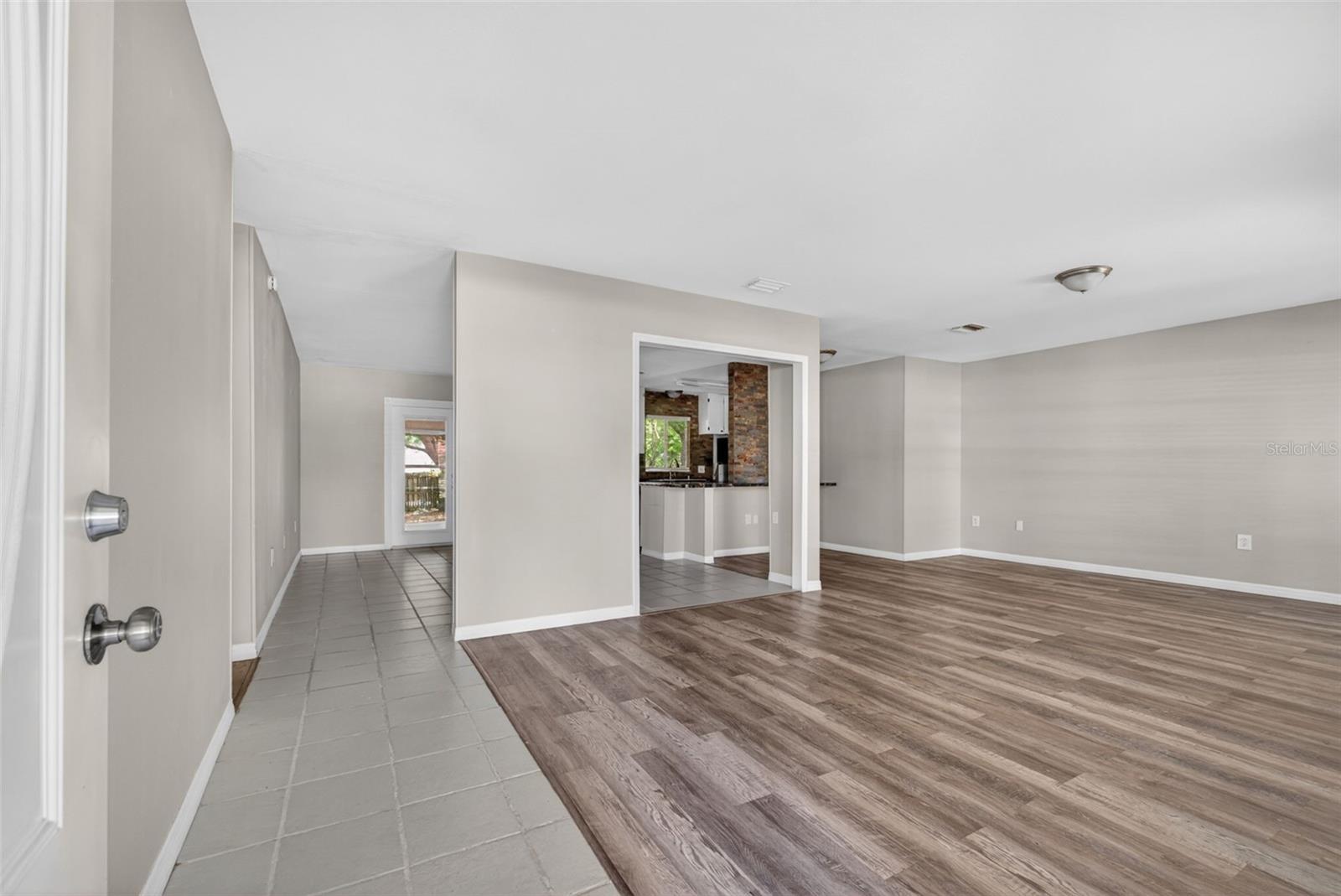 1334 Stately Oaks Drive, FL