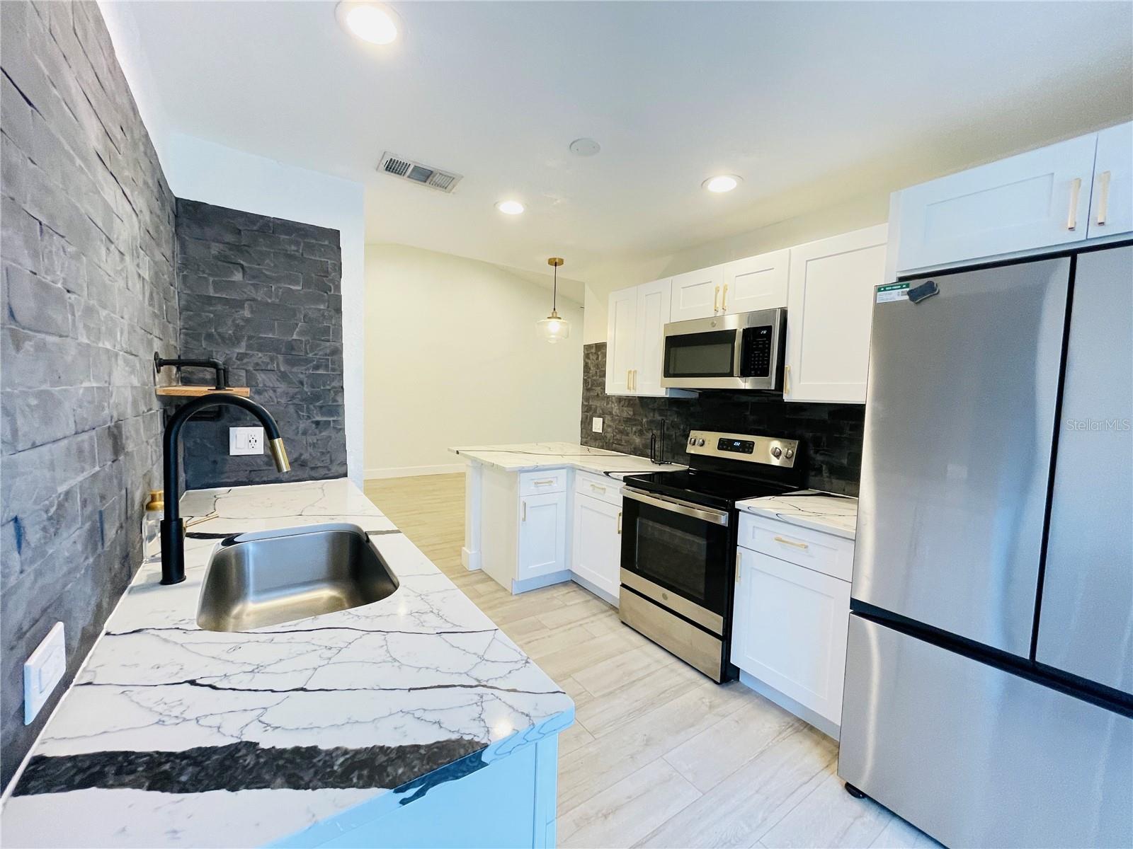 7803 Sugar Brook Court, FL