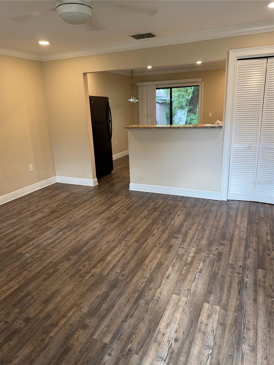 447 6th Avenue, FL