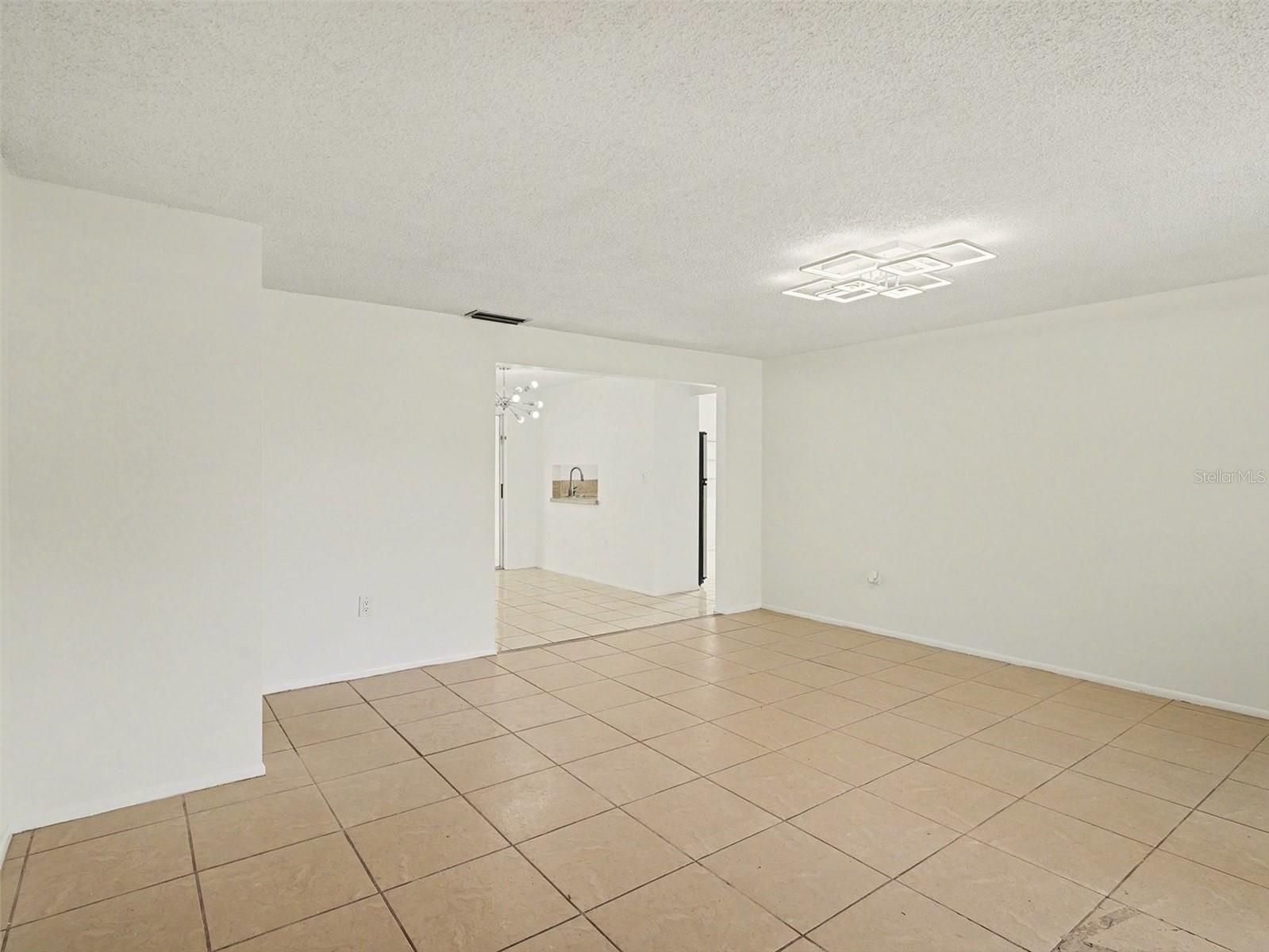 4037 Maverick Avenue, FL