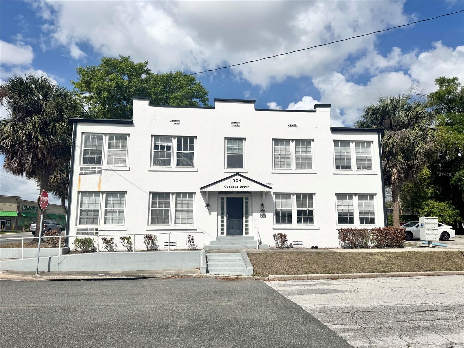 704 Cordova Drive, FL