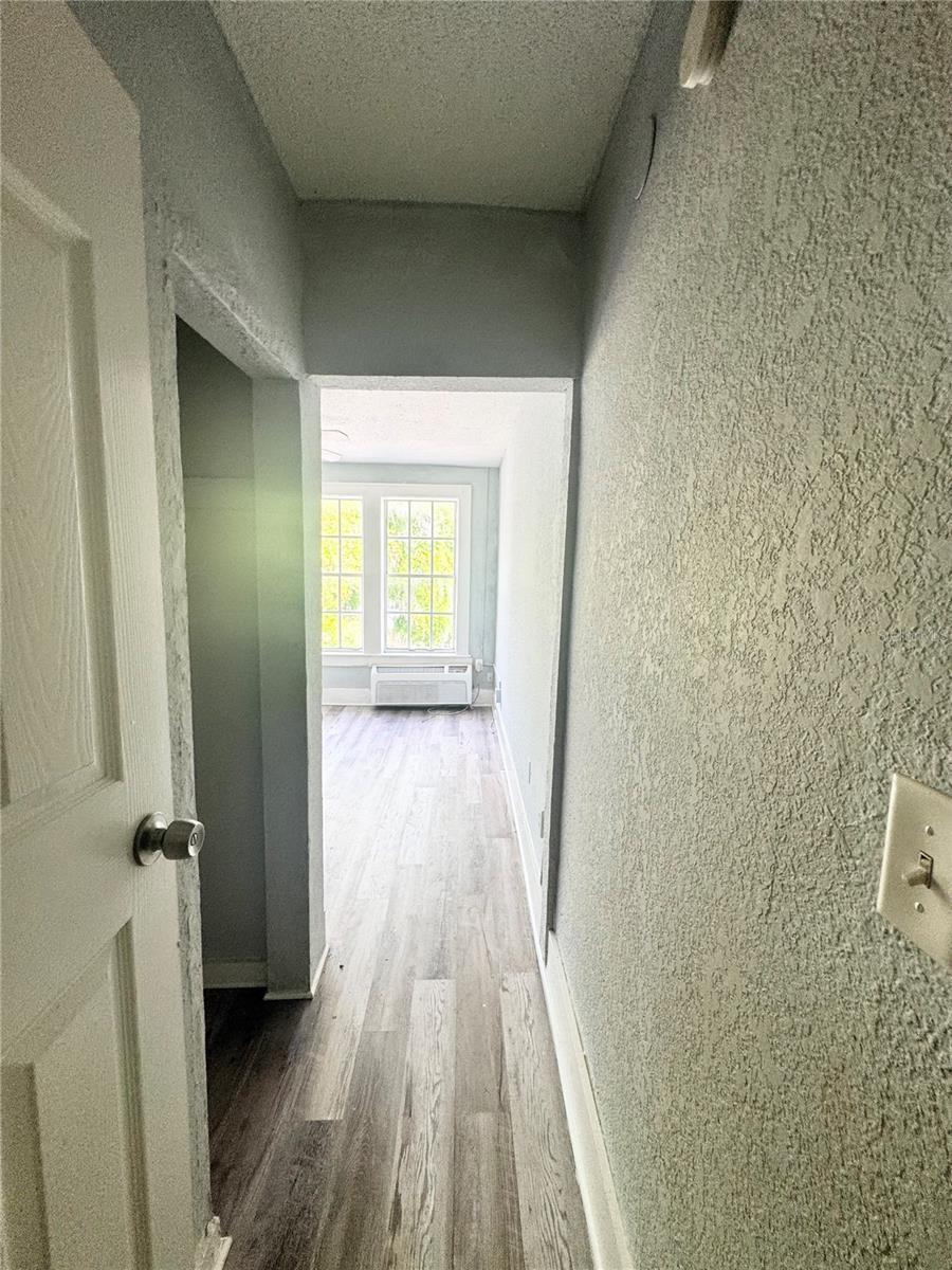 704 Cordova Drive, FL