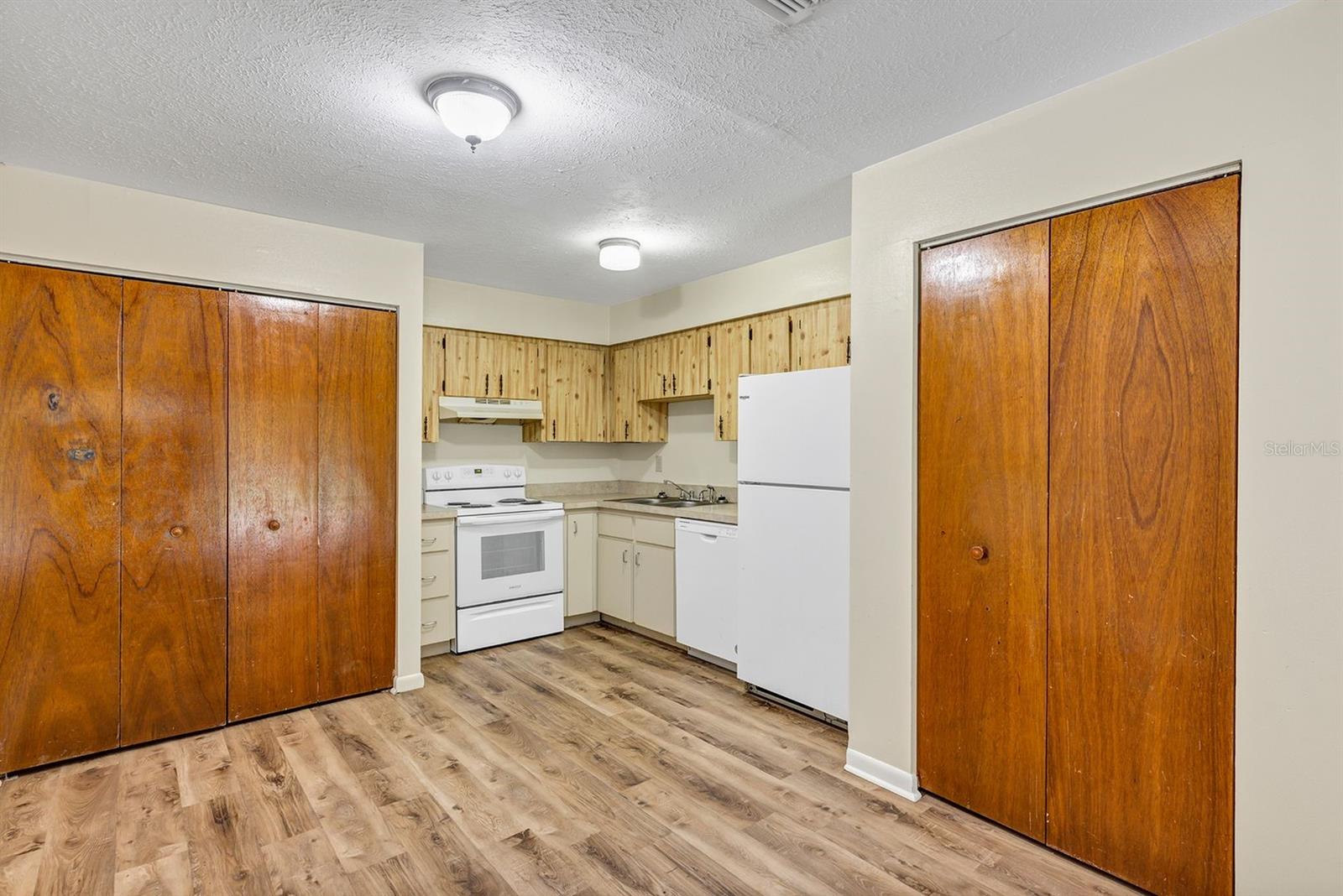 3800 17th Court, FL