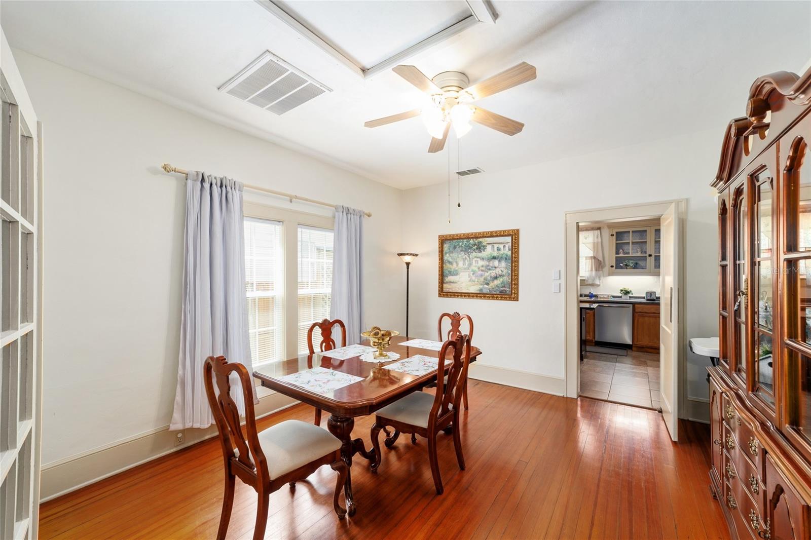 20693 Walnut Street, FL