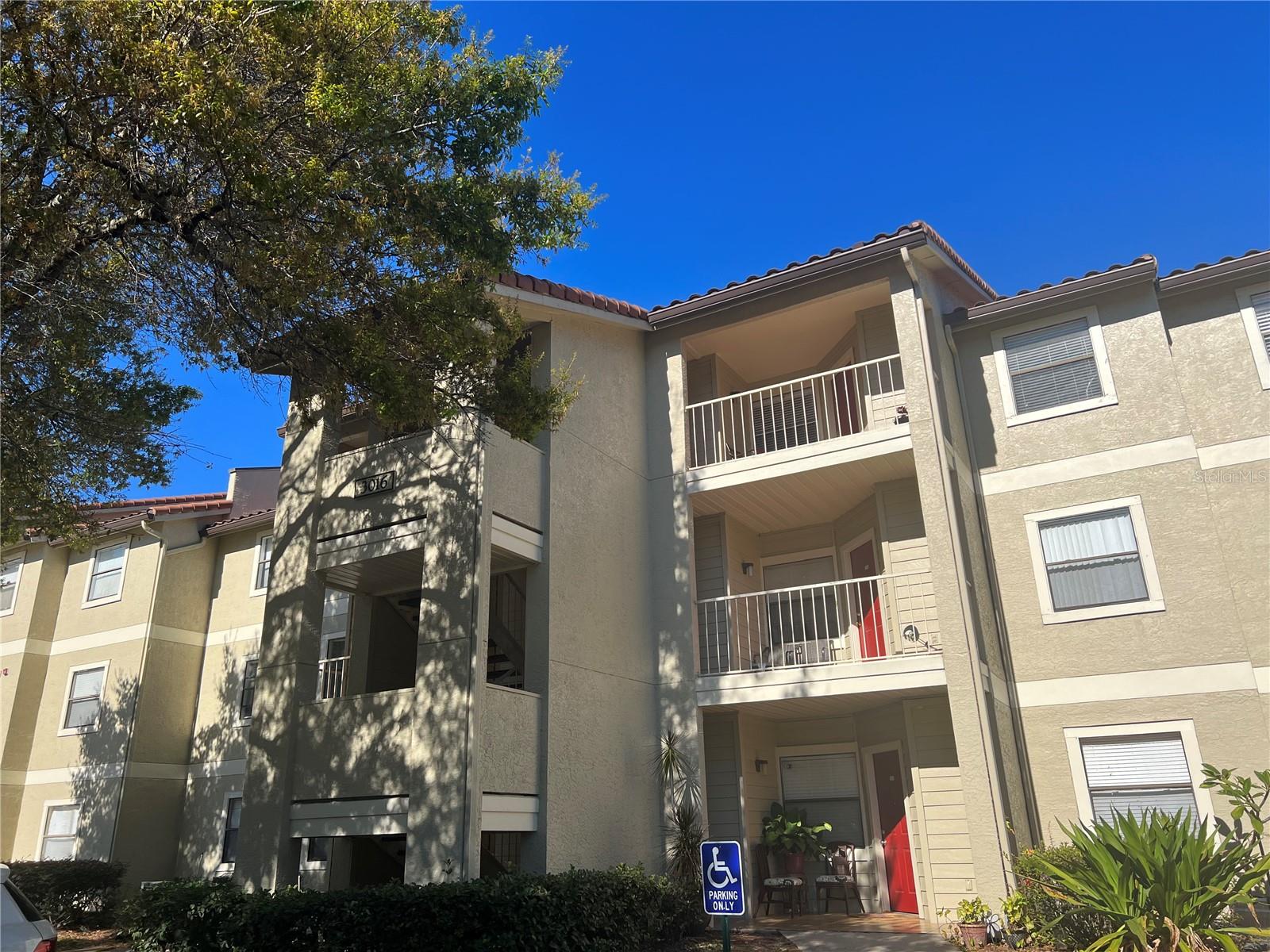 3016 Parkway Boulevard, FL