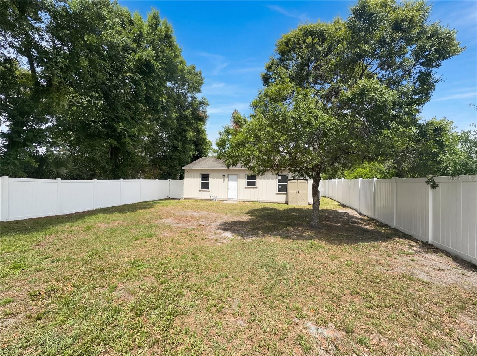 324 Bassedena Circle, FL