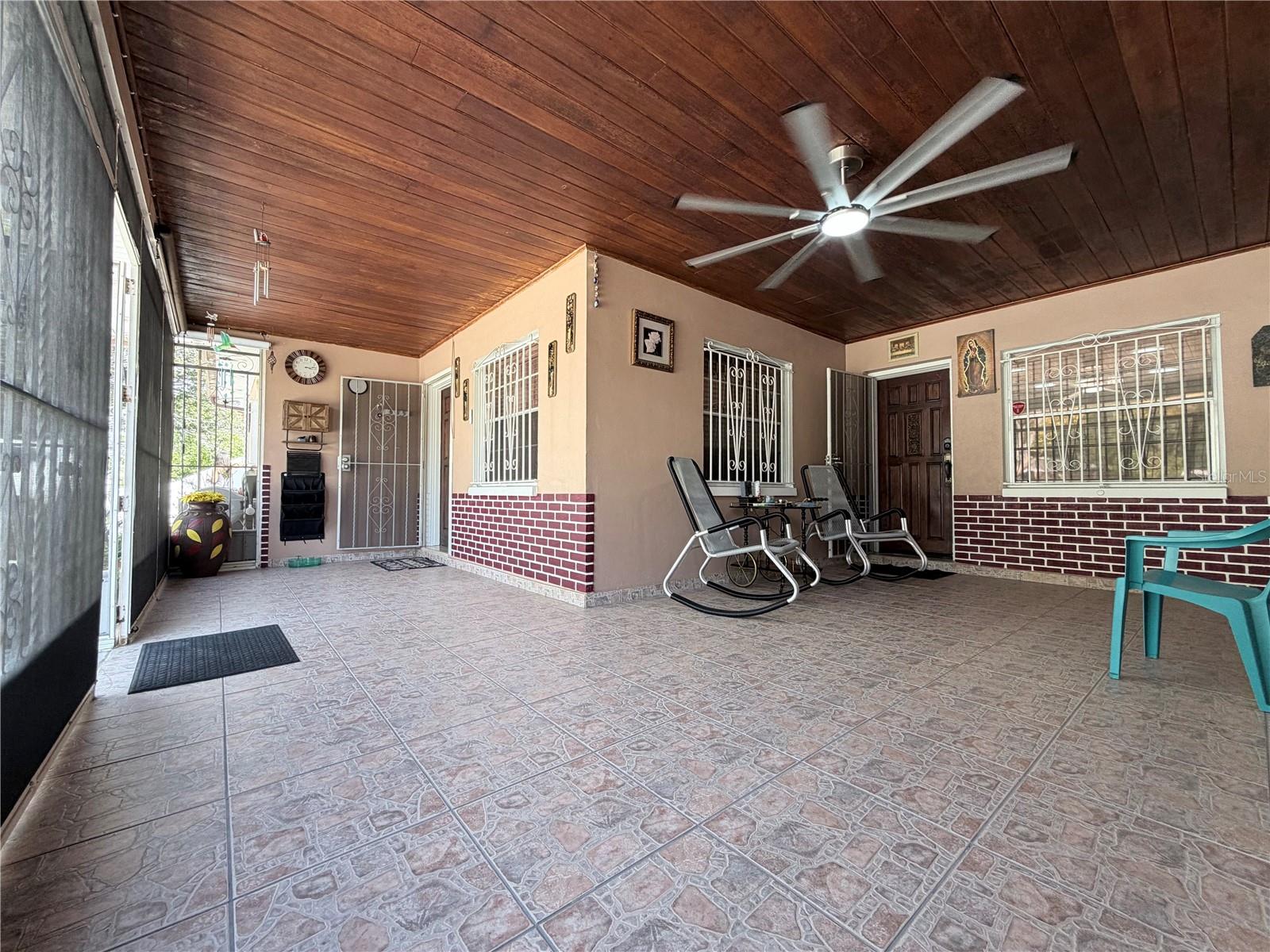 1508 Knollwood Street, FL
