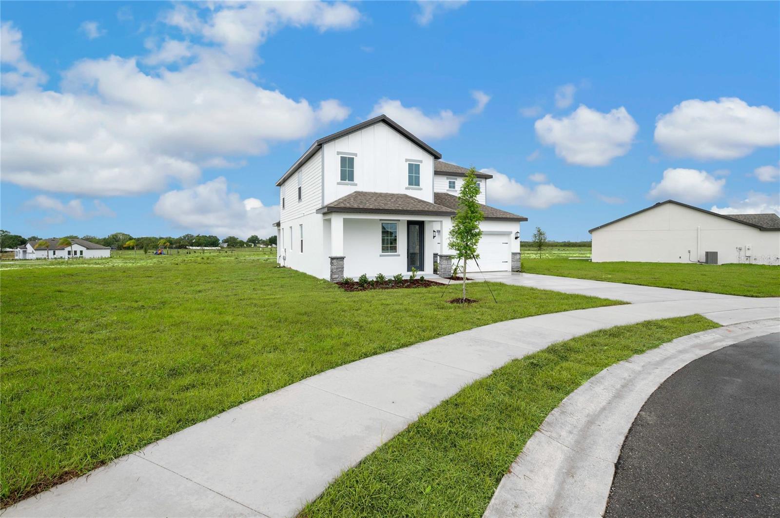 806 Ponkan Court, FL
