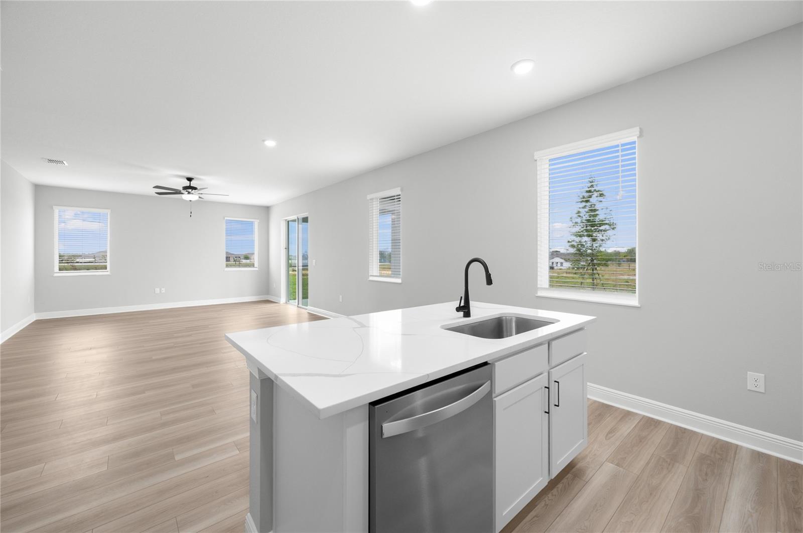 806 Ponkan Court, FL