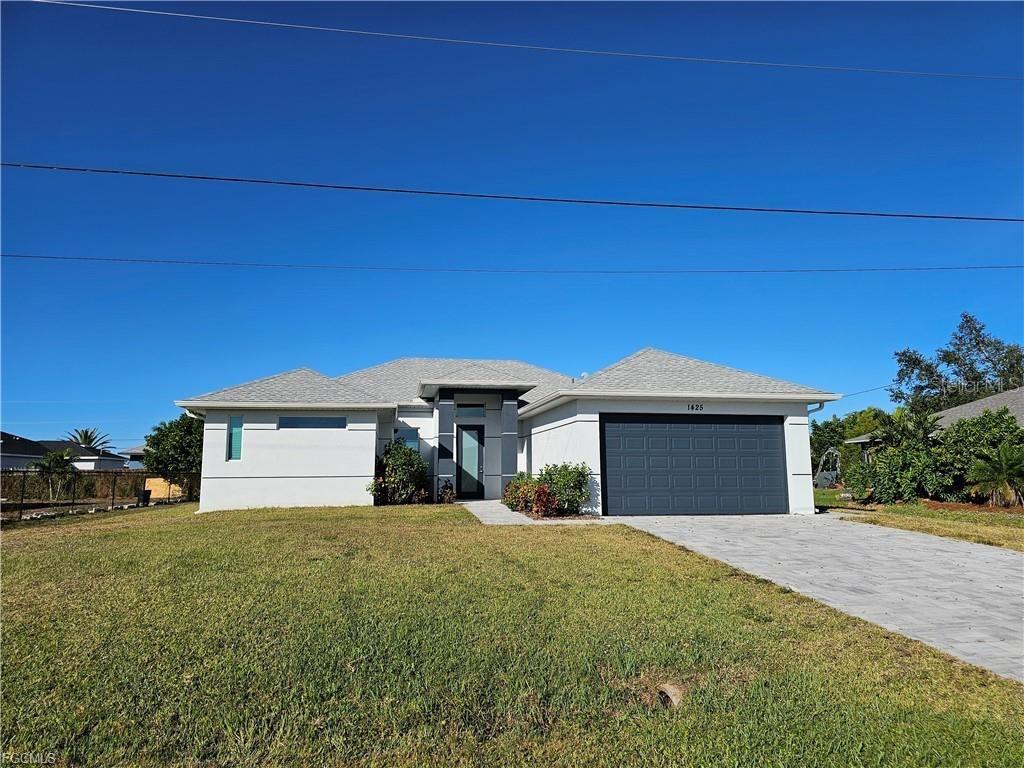 1425 1st Street, FL