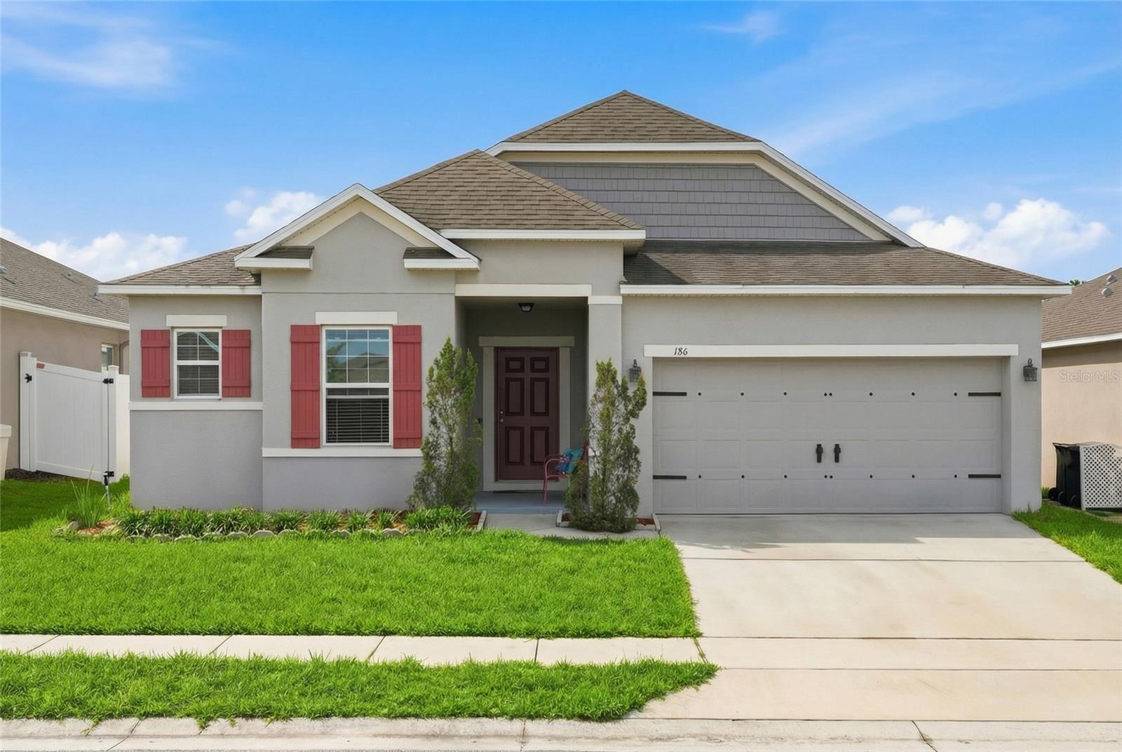 186 Flatwoods Loop, FL