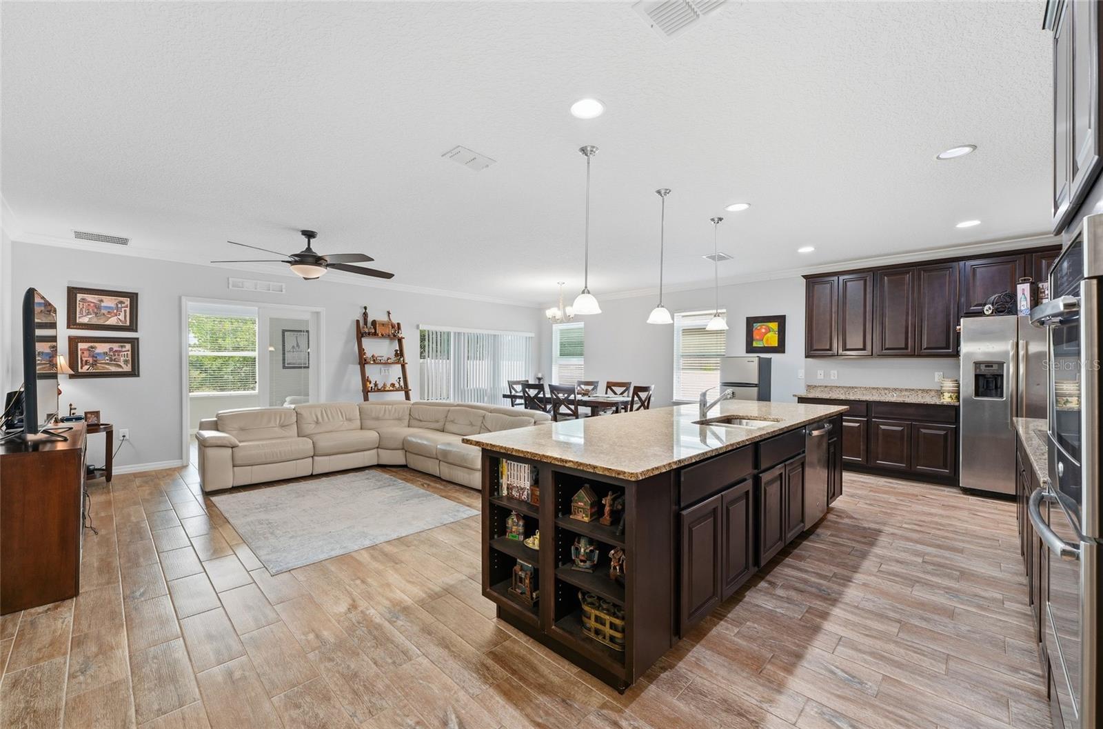 186 Flatwoods Loop, FL