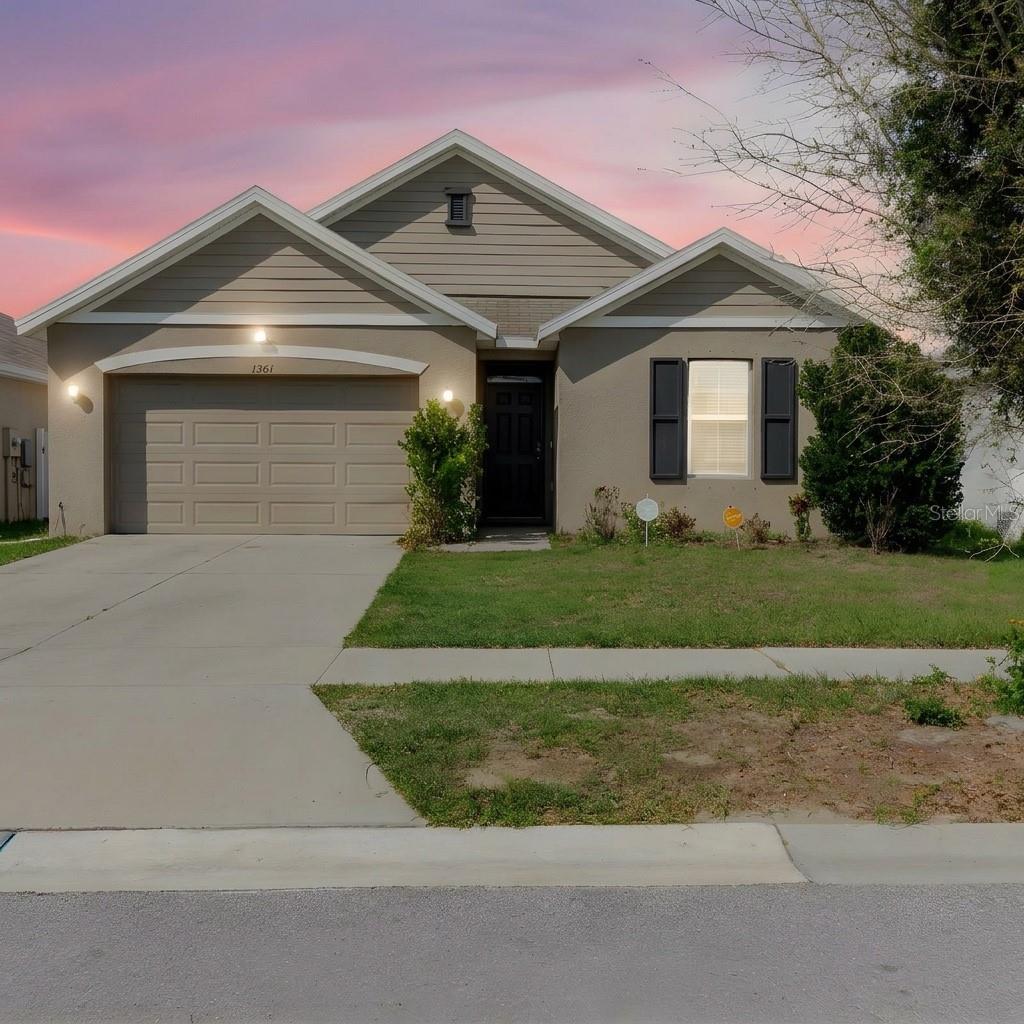 10206 Golden Light Court, FL