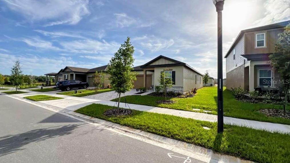 2449 Grey Hawk Dr, FL
