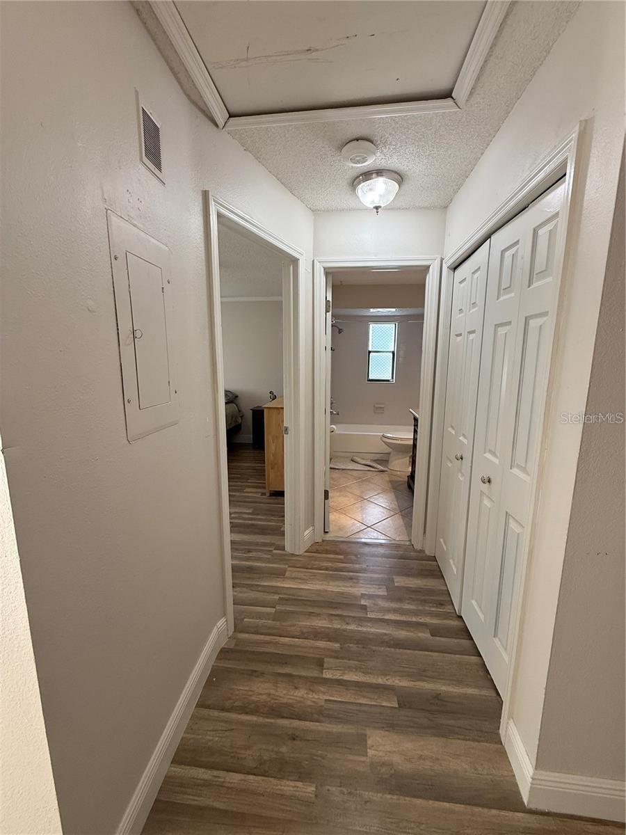 1200 Abbey Crescent Lane, FL