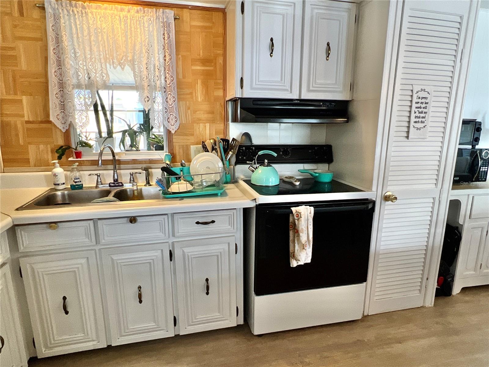 7181 Mount Hawthorne Road, FL
