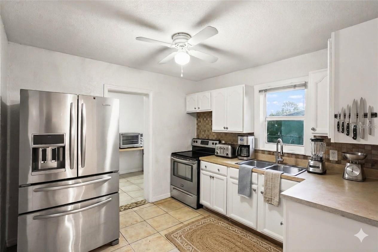 313 Booker Street, FL
