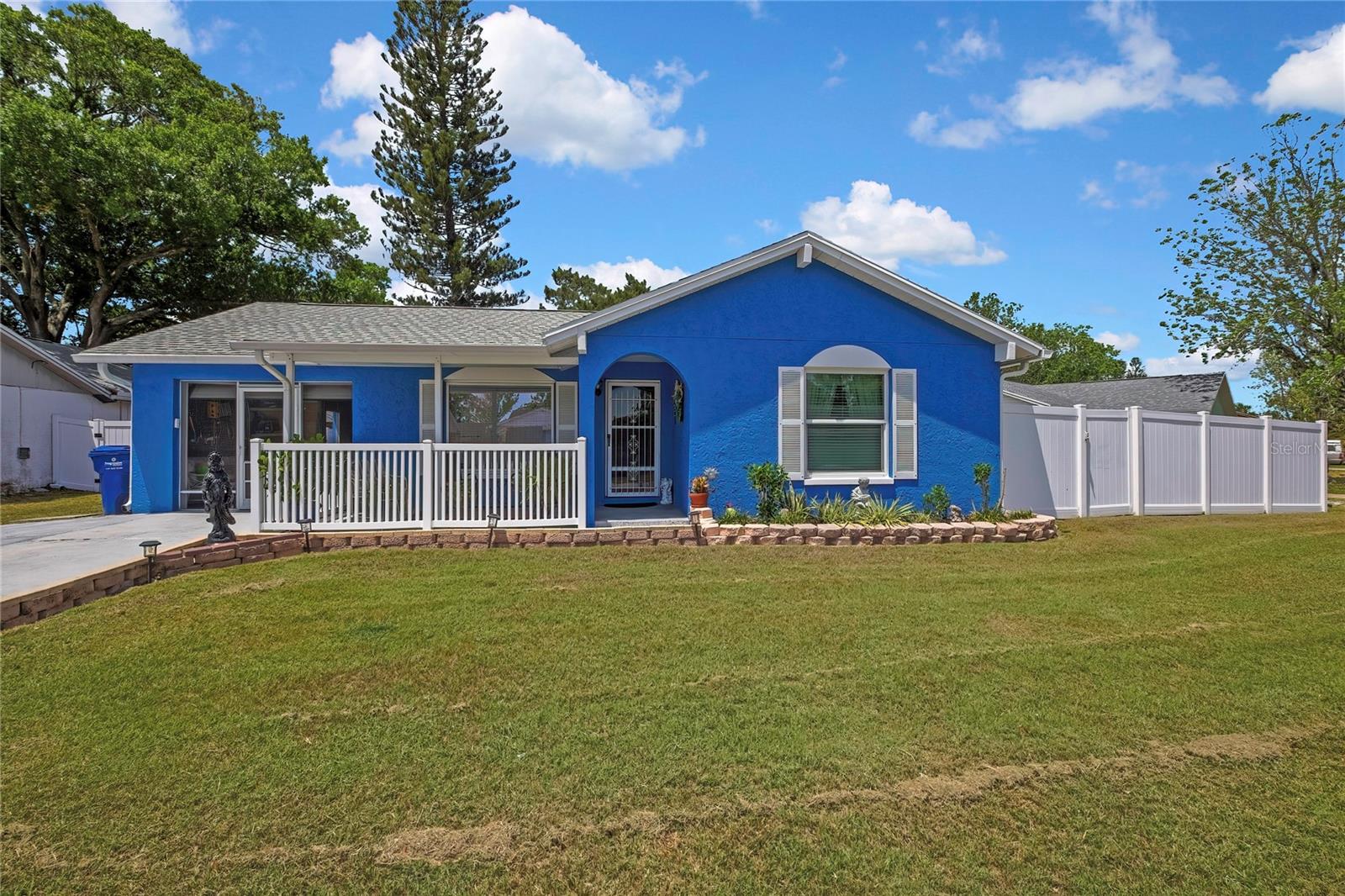 3353 Murrow Street, FL