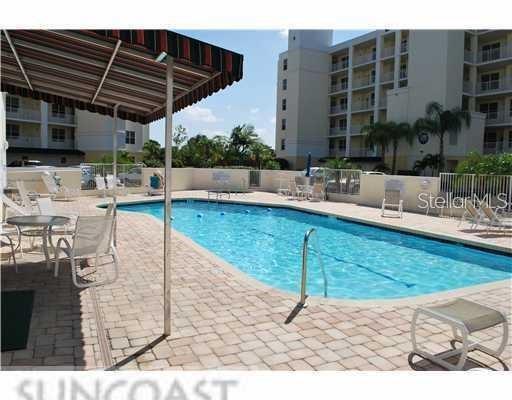 1200 Country Club Drive, FL