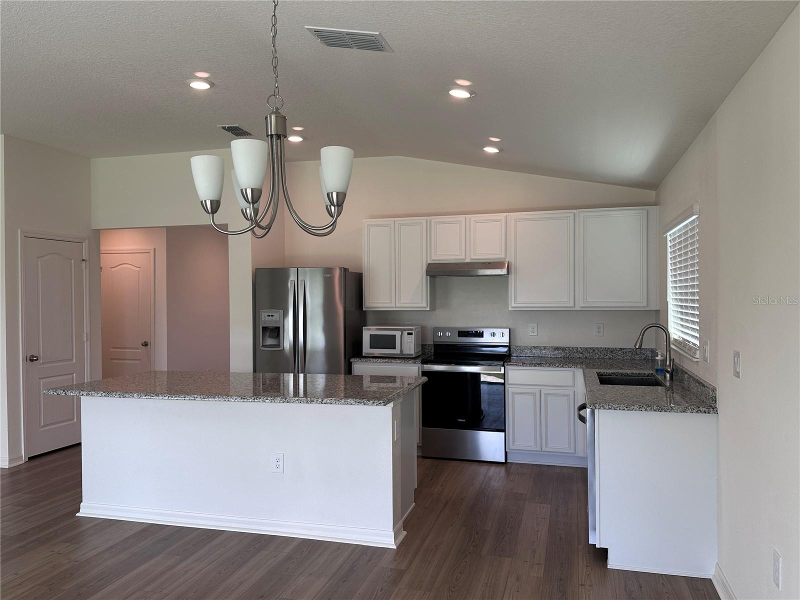 148 Summerlin Loop, FL
