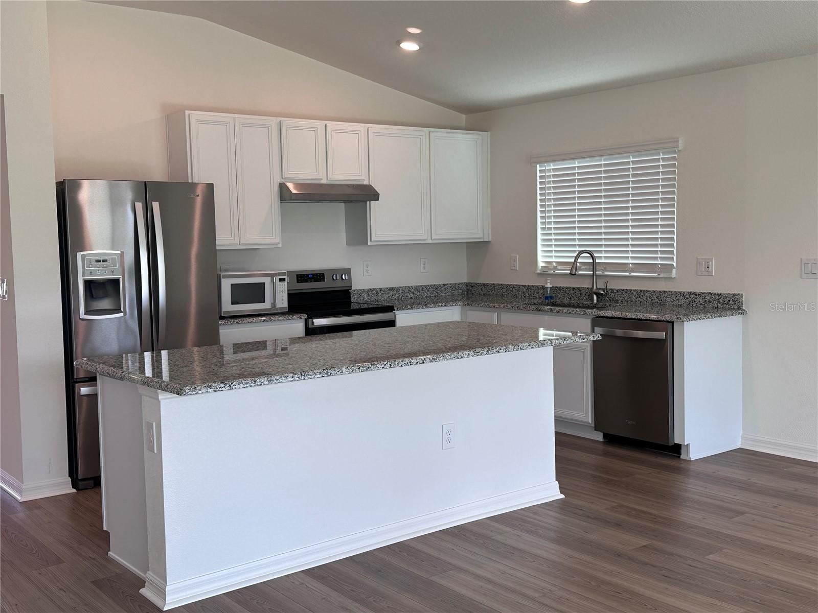148 Summerlin Loop, FL