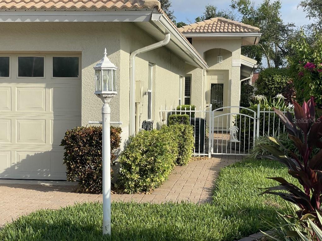 413 Lehalis Drive, FL