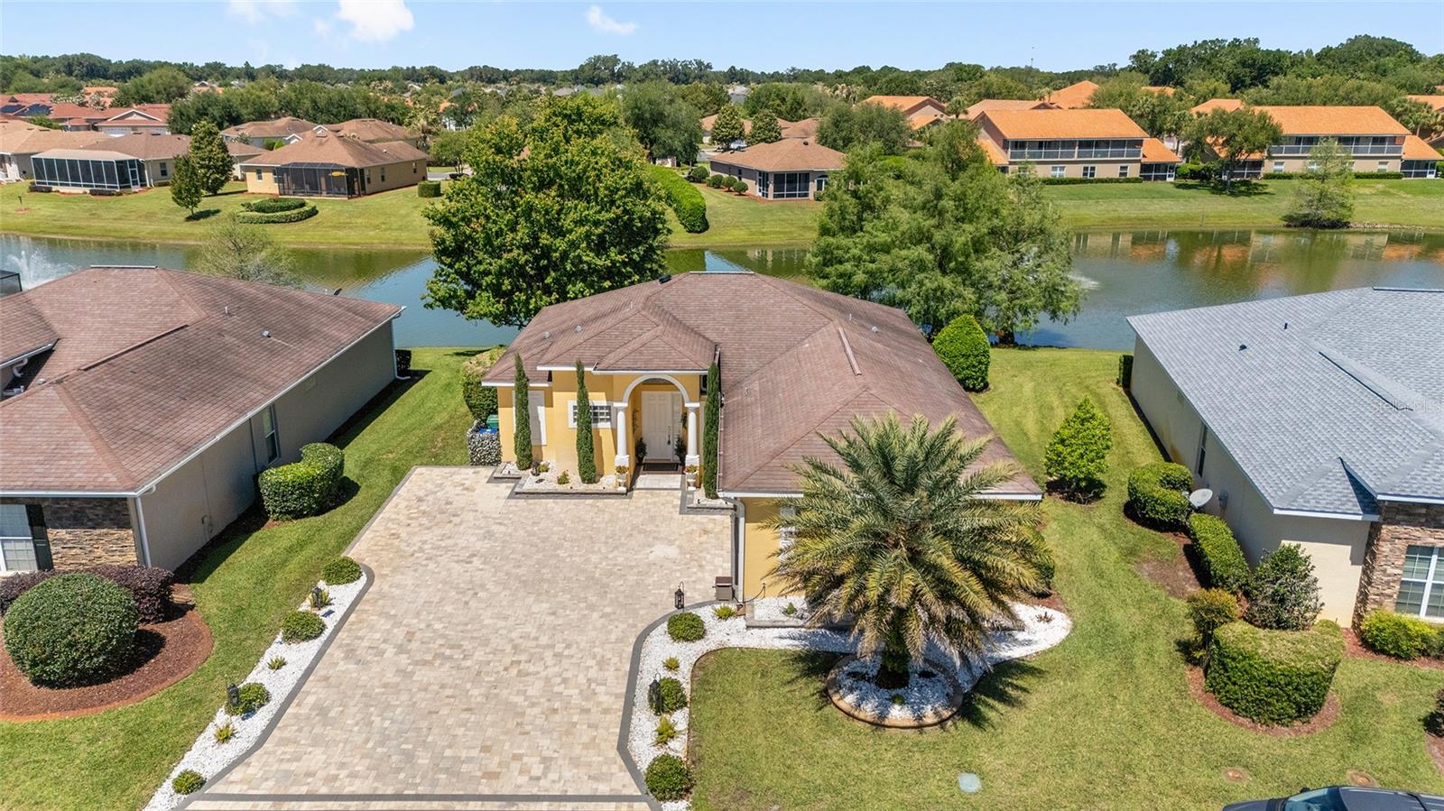 10174 Lake Miona Way, FL