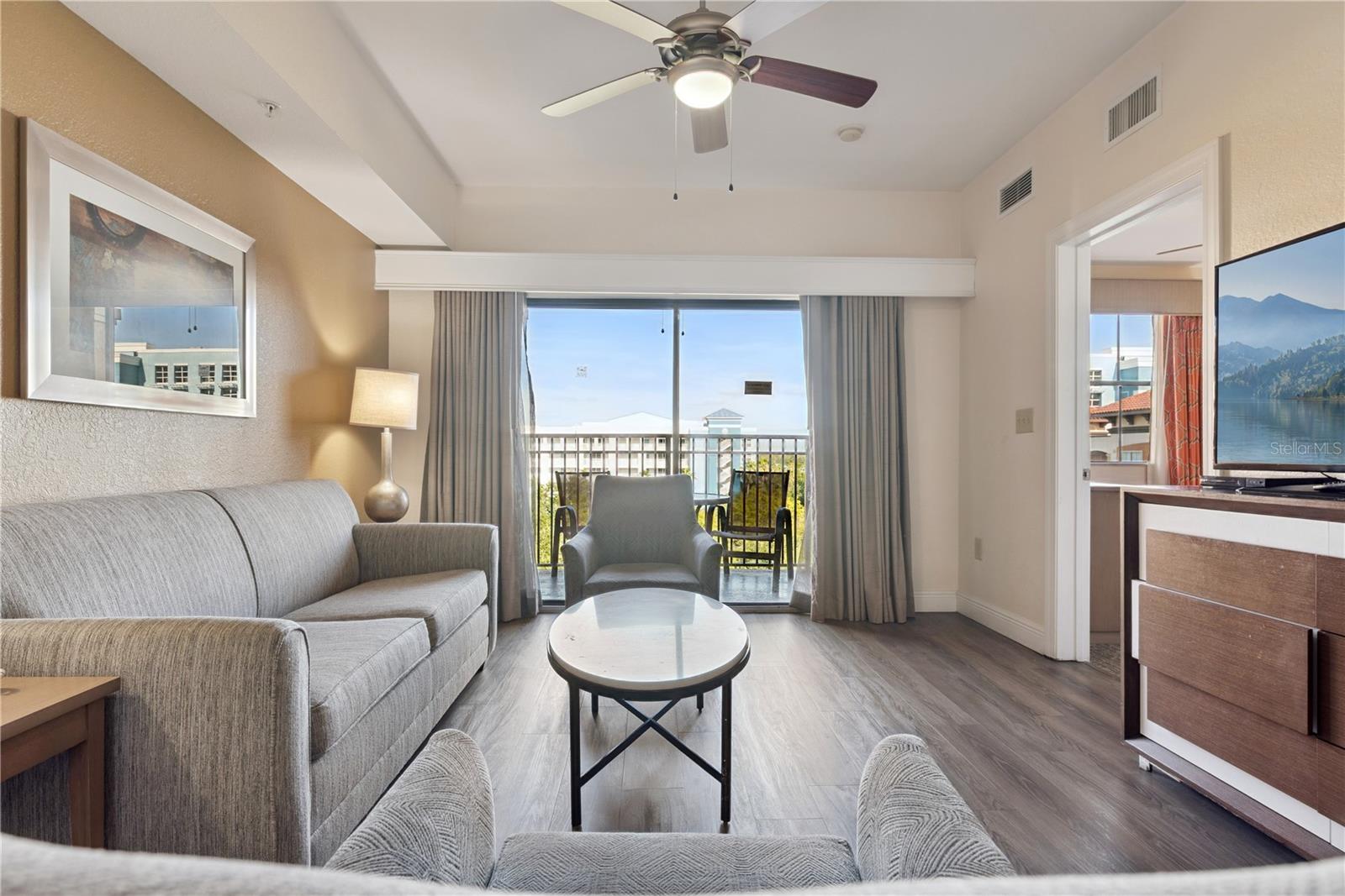 12538 Floridays Resort Drive, FL