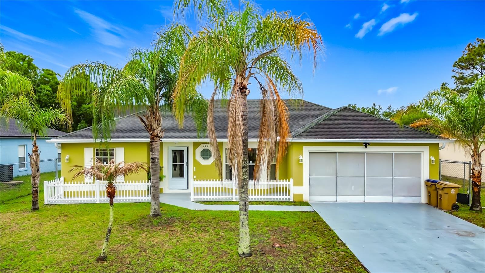 972 Cambridge Court, FL