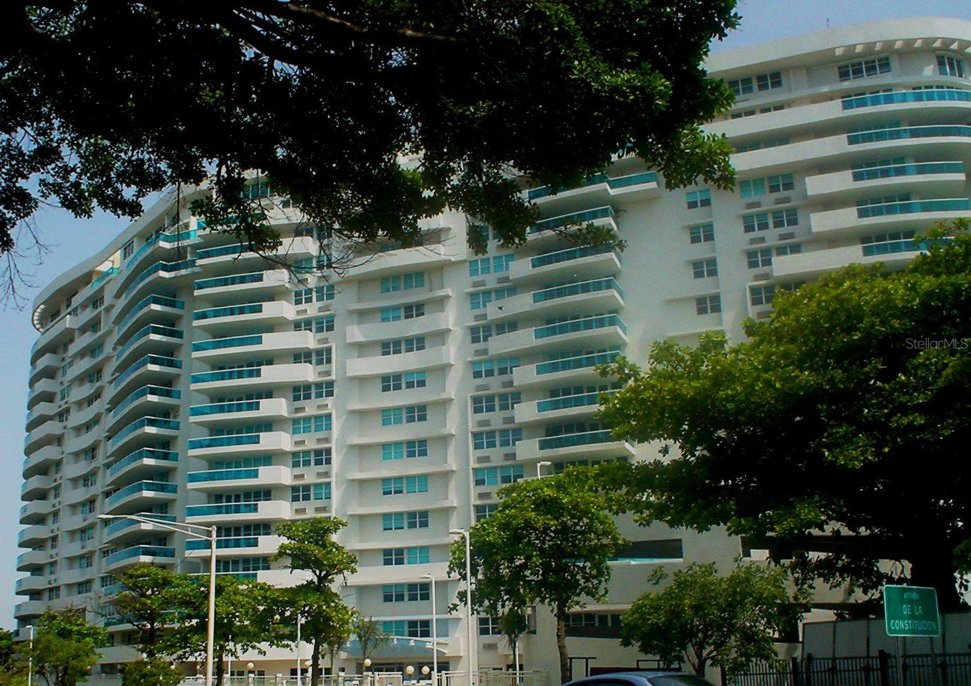 550 Ave Constitucion, PR