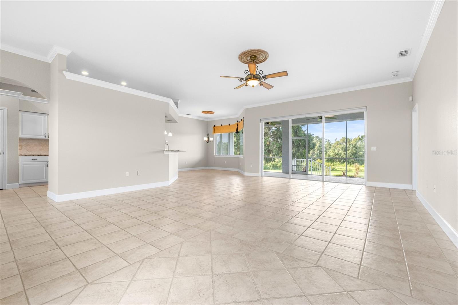 2636 Huntington Hills Drive, FL