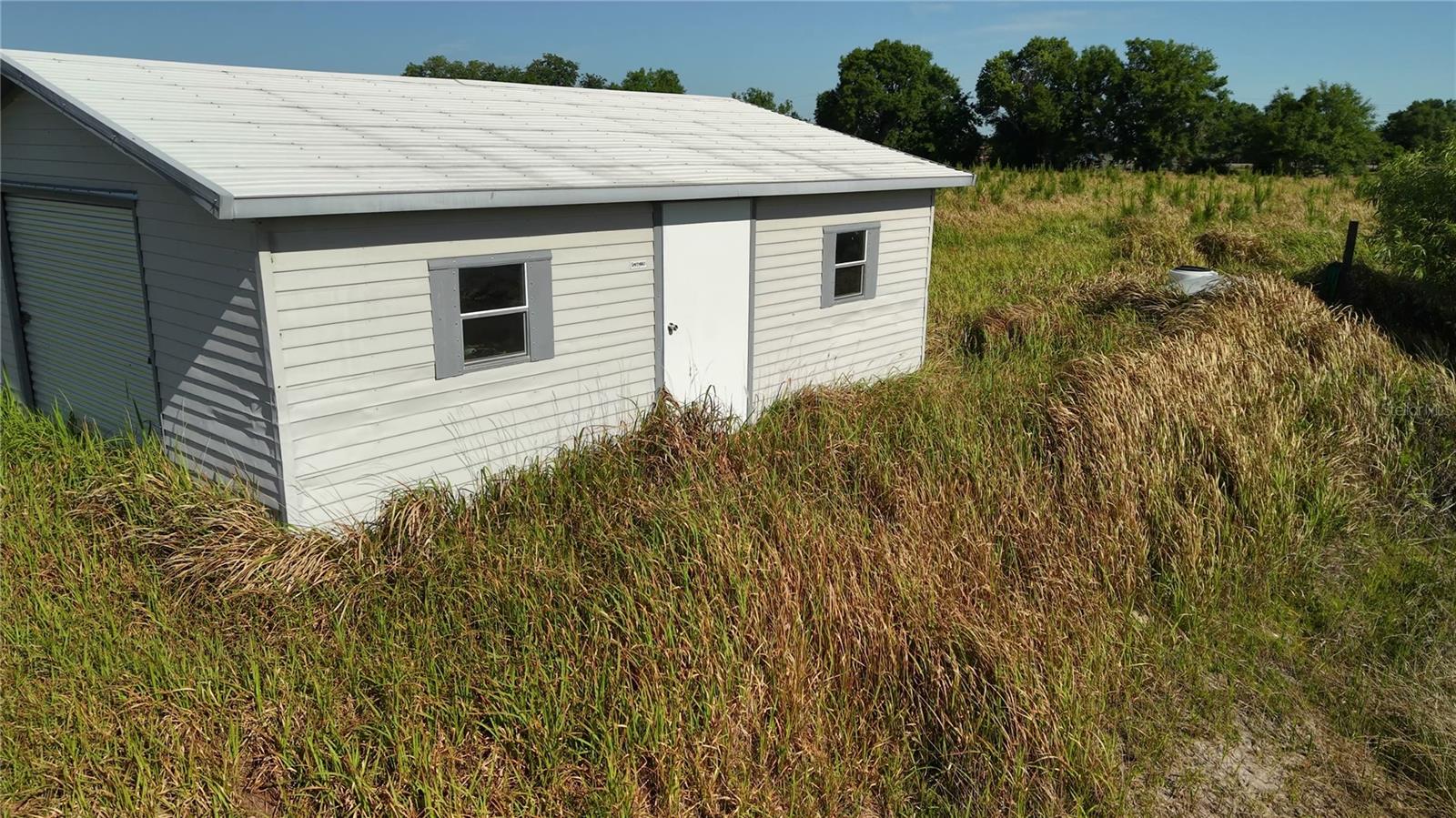 N Barlow Road, FL