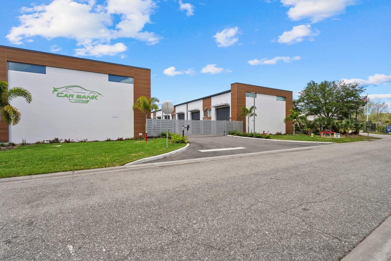 6566 Palmer Park Circle, FL